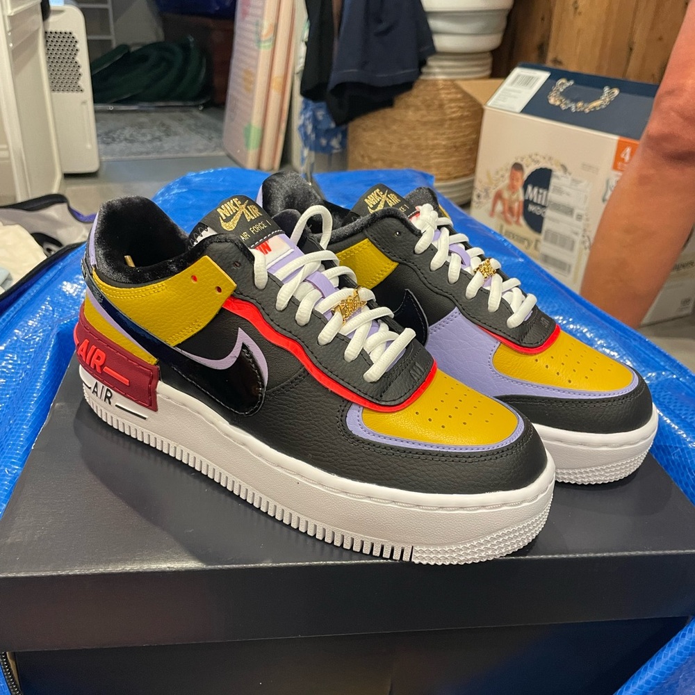Brand new W Air Force 1 Shadow ‘Dark Sulfur’